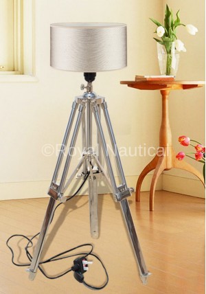 Industrial Retro Tripod Floor Lamp